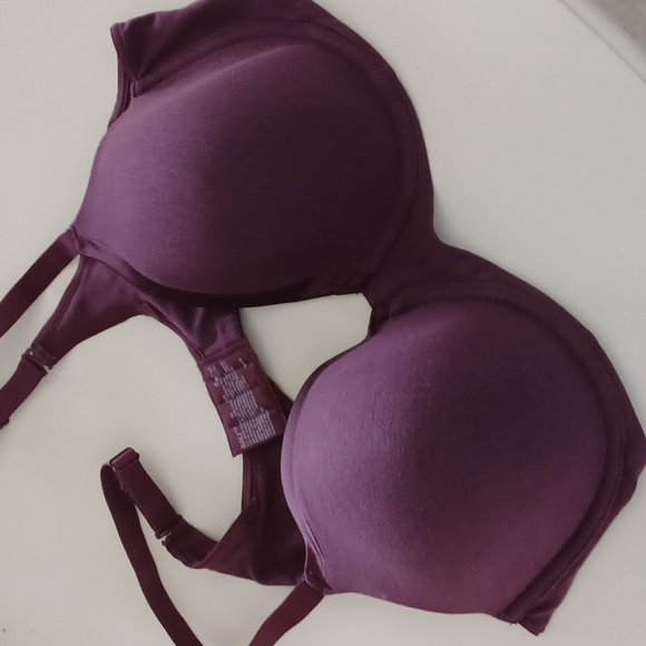 Bali Convertible Smooth Underwire Bra 42C - Picture 7 of 8